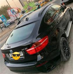 بی ئێم دەبڵیو X6